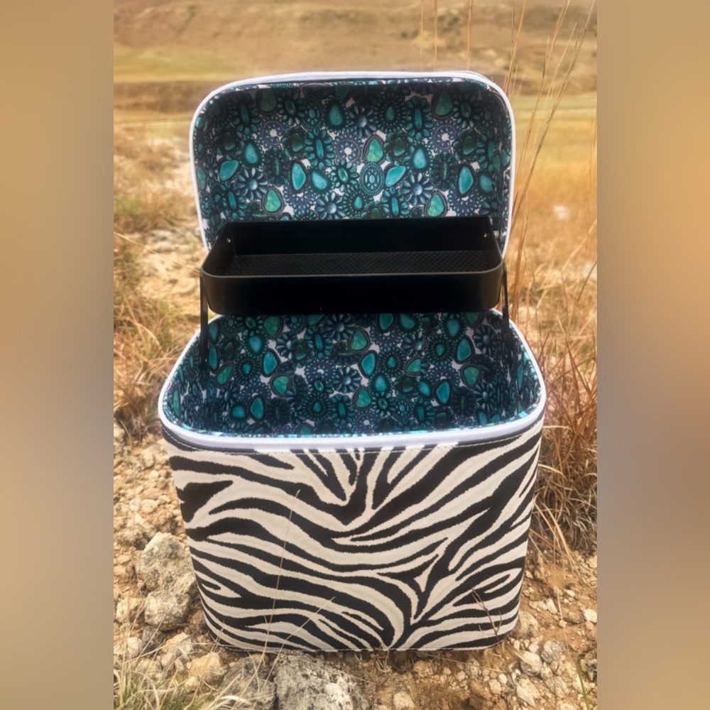 Sterling Kreek Cowgirl Keepsake Makeup Box